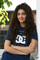 Ritika Singh Latest Photo Gallery